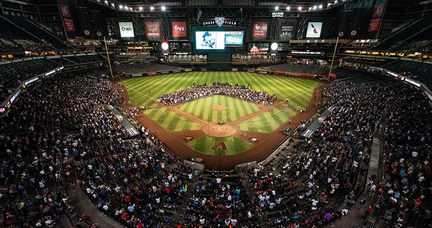 NOCHE RÉCORD EN EL FESTEJO DEL 75 ANIVERSARIO DE LA LMP EN ARIZONA