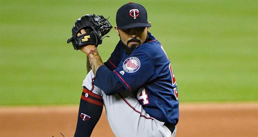 LUCEN RELEVOS DE SERGIO ROMO Y LUIS CESSA