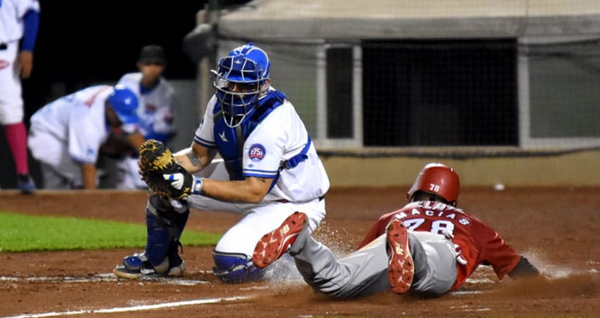 ÁGUILAS VENCEN EN DOCE EPISODIOS A LOS YAQUIS