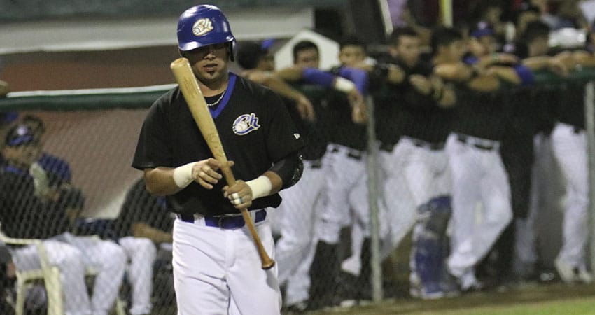 LLUVIA IMPIDE CONCLUSIÓN DEL DUELO ENTRE CHARROS Y VENADOS