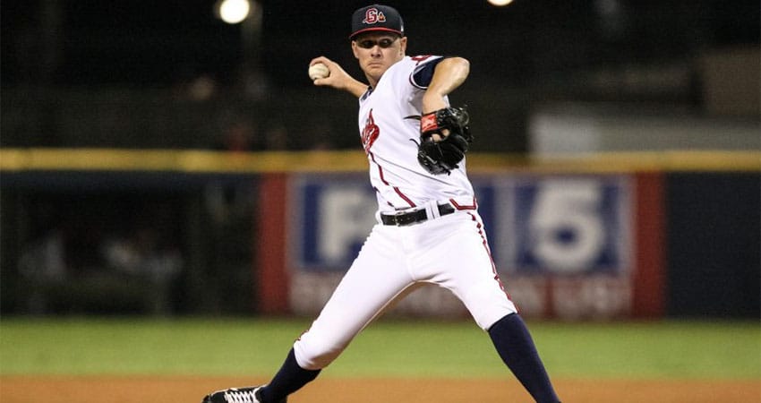 RYAN KELLY REFORZARÁ EL BULLPEN DE TOMATEROS