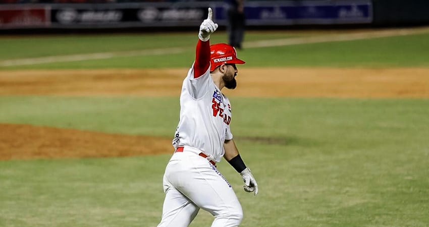 CON JONRÓN DE ANTHONY GIANSANTI, VENADOS DEJA EN EL TERRENO A ALGDONEROS