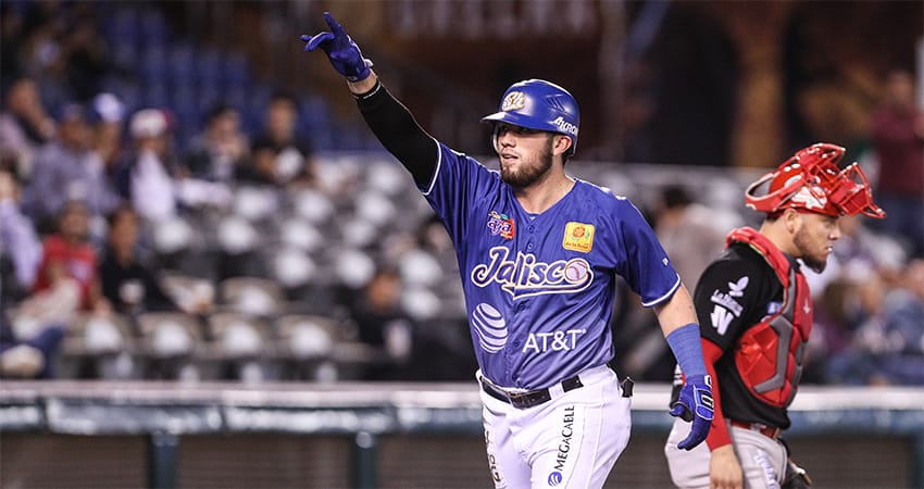 CHARROS TOMA VENTAJA EN LA SERIE SOBRE VENADOS