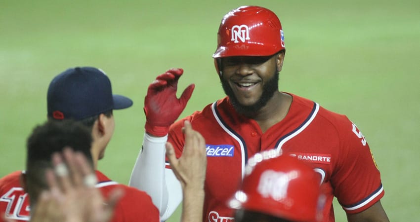 MAYOS PONE A VOLAR LA PELOTA EN EL PALACIO DE SULTANES Y TOMA VENTAJA