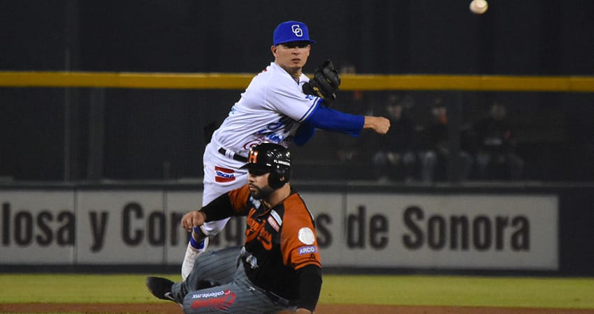 NARANJEROS AMARRA LA SERIE EN TERRITORIO YAQUI