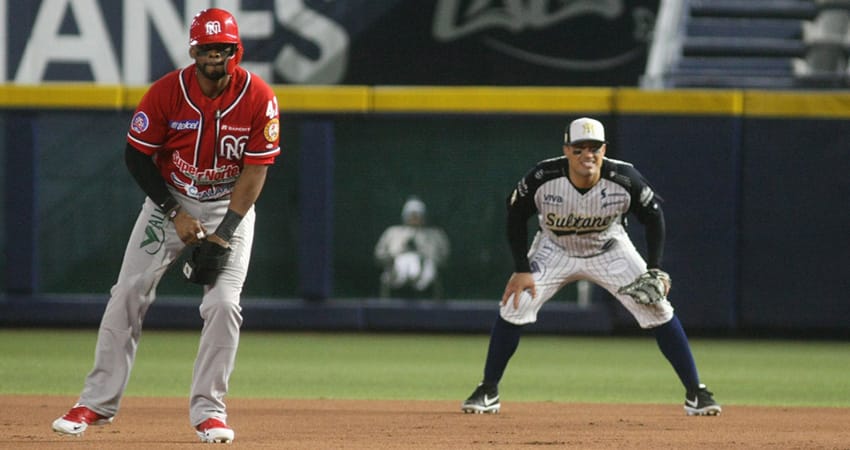 MAYOS GANA EN ENTRADAS EXTRAS A SULTANES Y ASEGURA SERIE