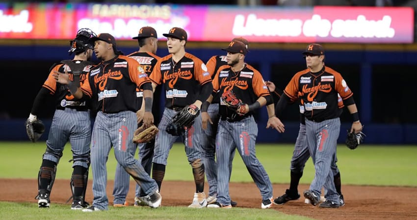 NARANJEROS RESCATA TRIUNFO EN ENTRADAS EXTRAS Y DETIENE RACHA DE ÁGUILAS