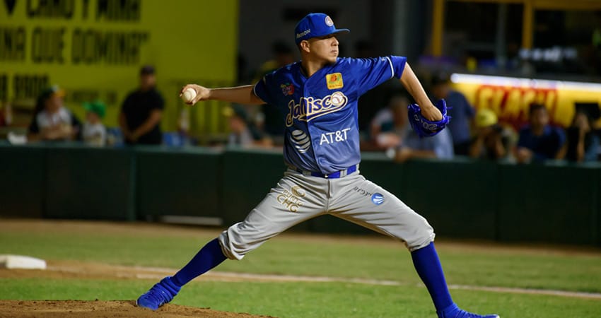 CHARROS PROPINA OTRA BLANQUEADA A CAÑEROS Y SE LEVA LA SERIE COMPLETA