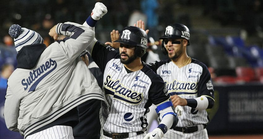SULTANES DA GOLPE DE AUTORIDAD SOBRE TOMATEROS