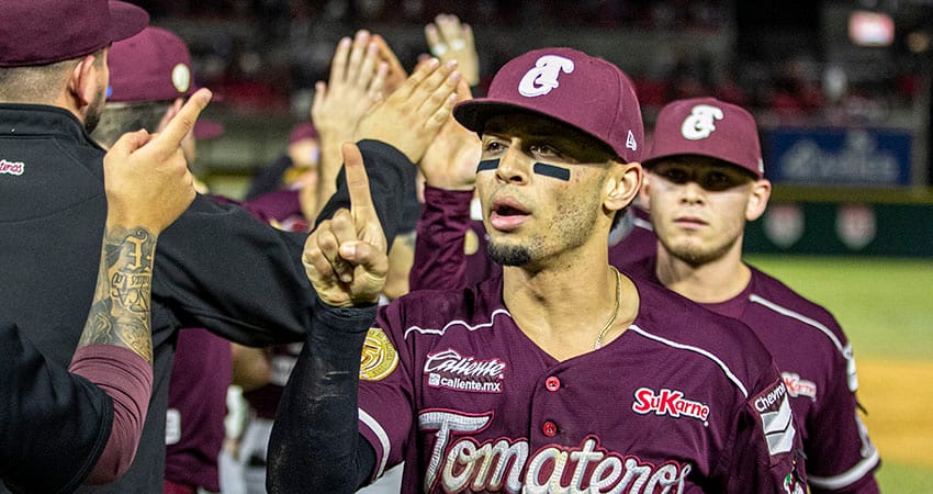 TOMATEROS DESPIERTA Y GANA EN ENTRADAS EXTRAS A VENADOS PARA IRSE AL FRENTE EN LA FINAL LMP