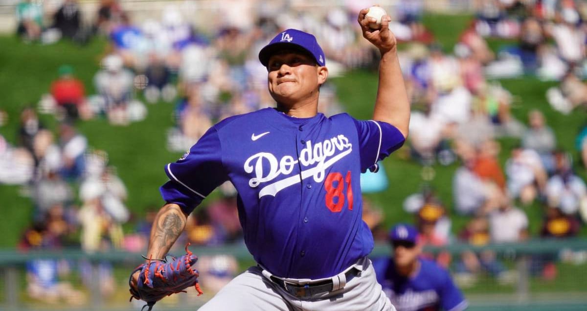 LUCE VÍCTOR GONZÁLEZ EN SU APERTURA CON DODGERS