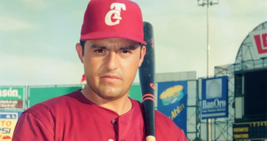 MEMO VELÁZQUEZ RECUERDA SU INCREÍBLE PASO CON TOMATEROS