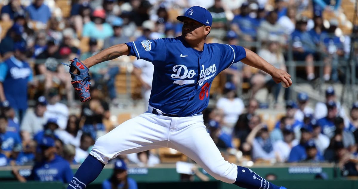 DEBUTA VÍCTOR GONZÁLEZ EN GRANDES LIGAS CON DODGERS