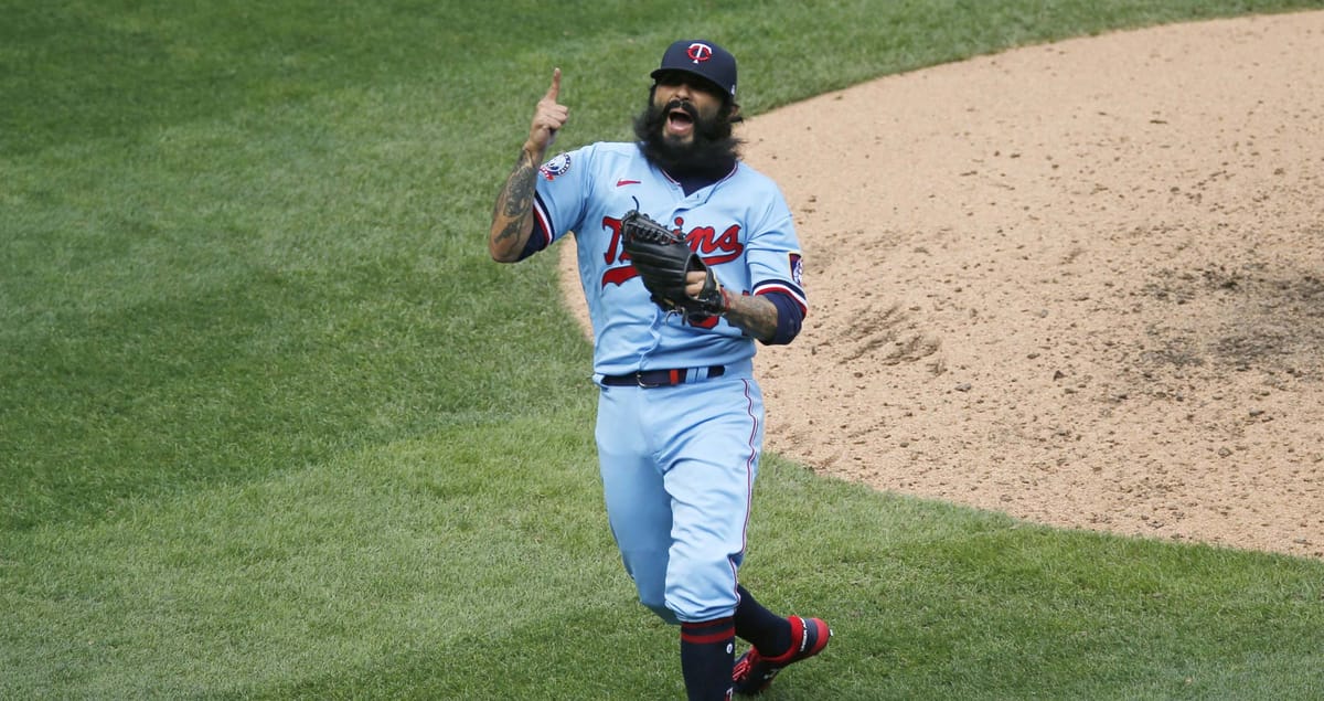 SERGIO ROMO LOGRA QUINTO SALVAMENTO CON MINNESOTA