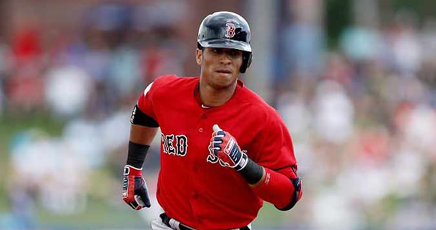 GORKYS HERNÁNDEZ REFORZARÁ A LOS GUINDAS