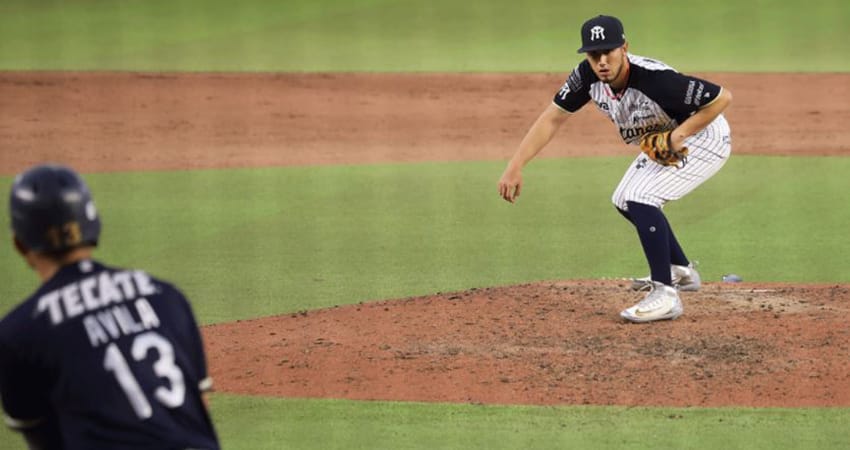 TOMATEROS Y SULTANES REALIZAN CAMBIO 2X1