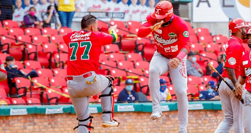 PANAMÁ VUELVE A GANAR, SE IMPONE 9-5 A COLOMBIA