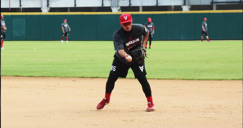 NOVATOS DE VENADOS DE MAZATLÁN ENTRENAN A TODO VAPOR EN LA PRETEMPORADA