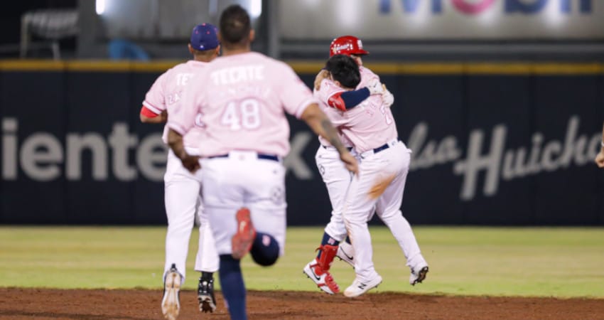 BERNY HERAS SE VISTE DE HÉROE AL DARLE A MEXICALI LA SERIE ANTE CHARROS