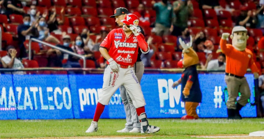 VENADOS CORONA PAR DE REMONTADAS PARA QUEDARSE CON LA SERIE EN CASA