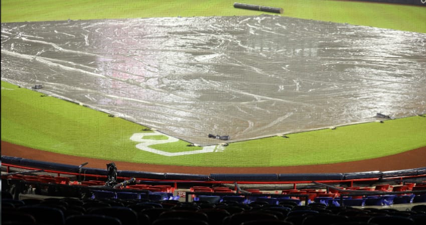 LLUVIA IMPIDE TERCERO DE LA SERIE ENTRE CHARROS Y SULTANES