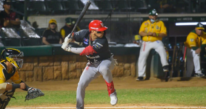 TRIUNFO DE VENADOS DE MAZATLÁN EN EXTRAINNINGS