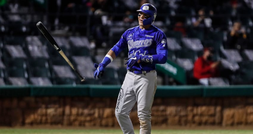 NOCHE HISTÓRICA PARA MANNY RODRÍGUEZ Y CHARROS GANAN SERIE A LOS MOCHIS