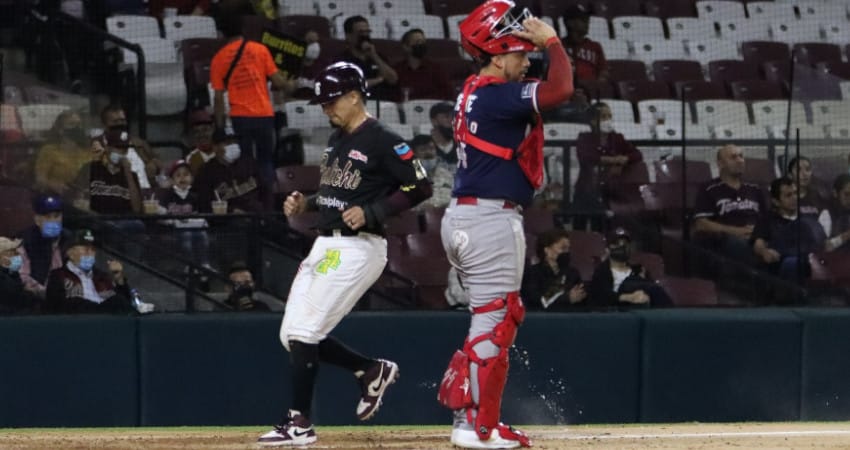 GRAN REGRESO Y OTRA NOCHE HISTÓRICA PARA TOMATEROS