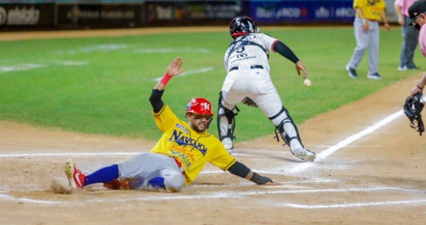 MAYOS IGUALA LA SERIE EN EL PUERTO