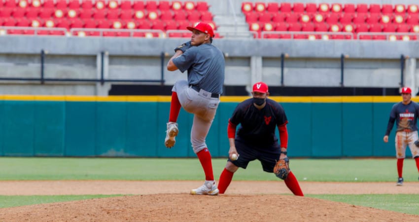 MARCO PATIÑO DE VENADOS ARRANCA SU PARTICIPACIÓN EN DOMINICANA