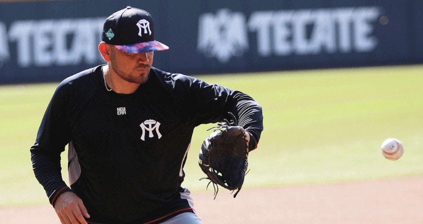 VENADOS HACE CAMBIO CON SULTANES