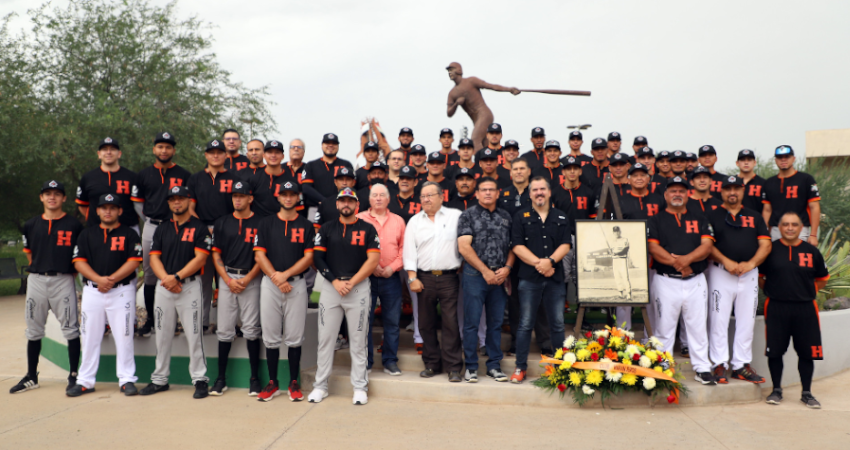 HONRAN A HÉCTOR ESPINO EN SU ANIVERSARIO LUCTUOSO