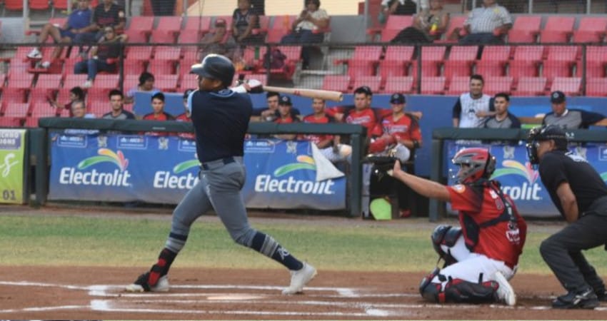 ALGODONEROS VENCE A MAYOS EN JUEGO ABREVIADO