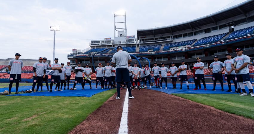 ARRANCÓ LA PRETEMPORADA DE LOS ÁGUILAS DE MEXICALI