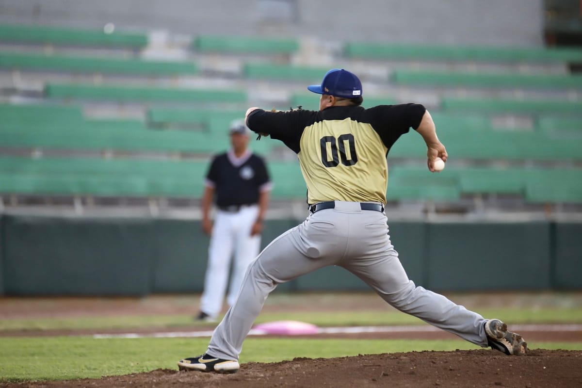 LUCE PITCHEO DE CHARROS Y BLANQUEAN A SULTANES EN REYNOSA