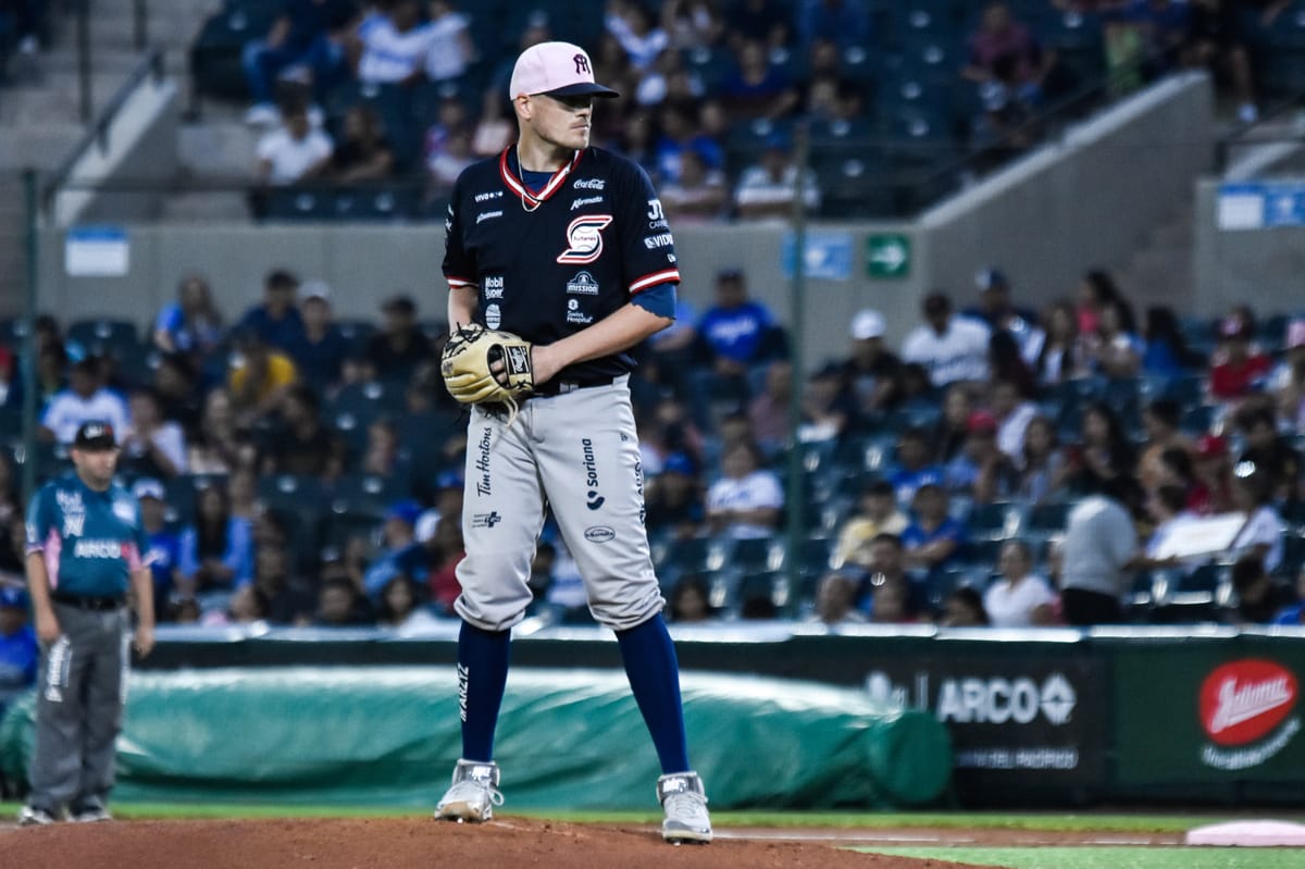 SOBERBIA ACTUACIÓN DE MATT HARTMAN DA SERIE A SULTANES EN OBREGÓN