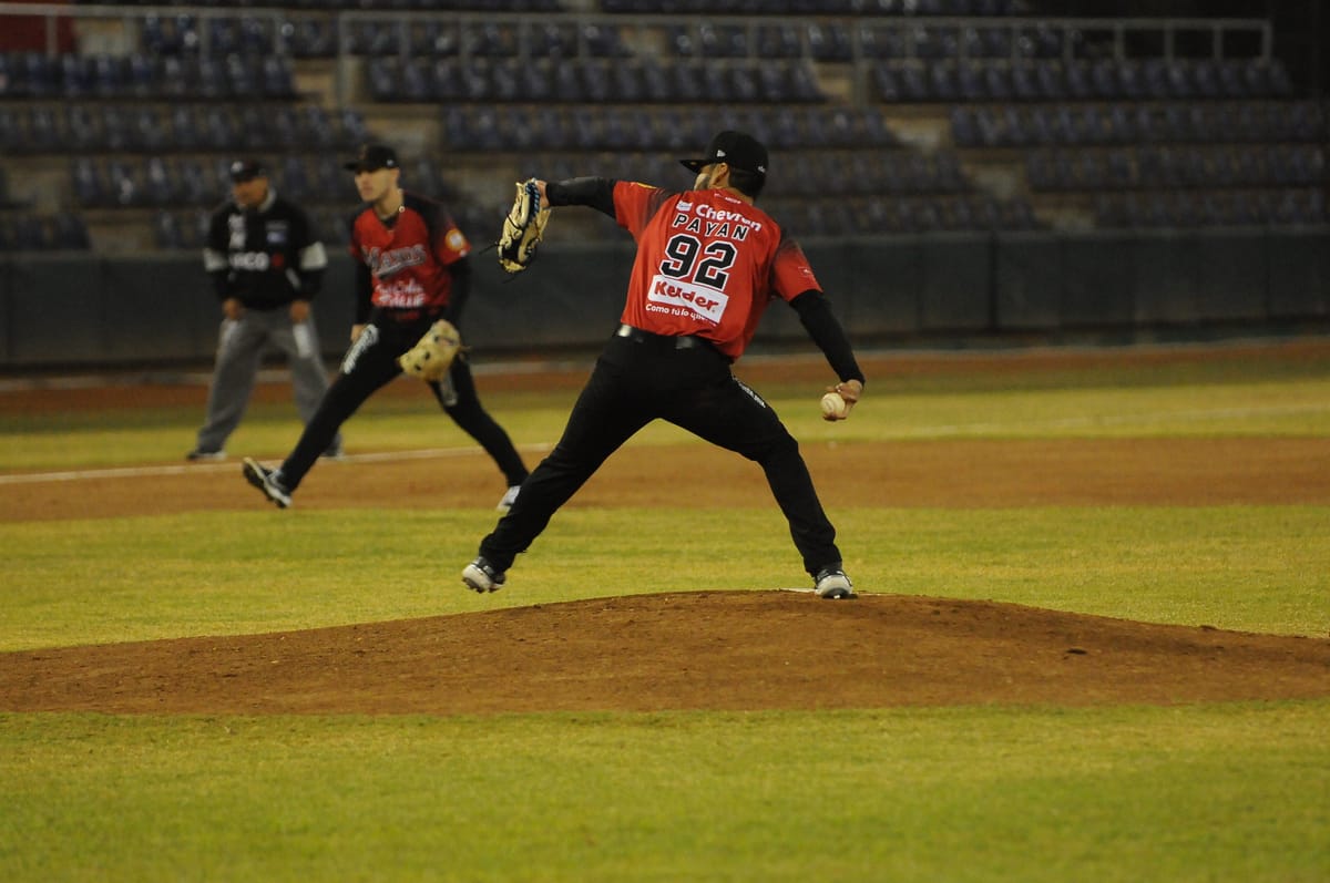 MAYOS CONSIGUE EL SEGUNDO E IGUALA LA SERIE CONTRA CHARROS