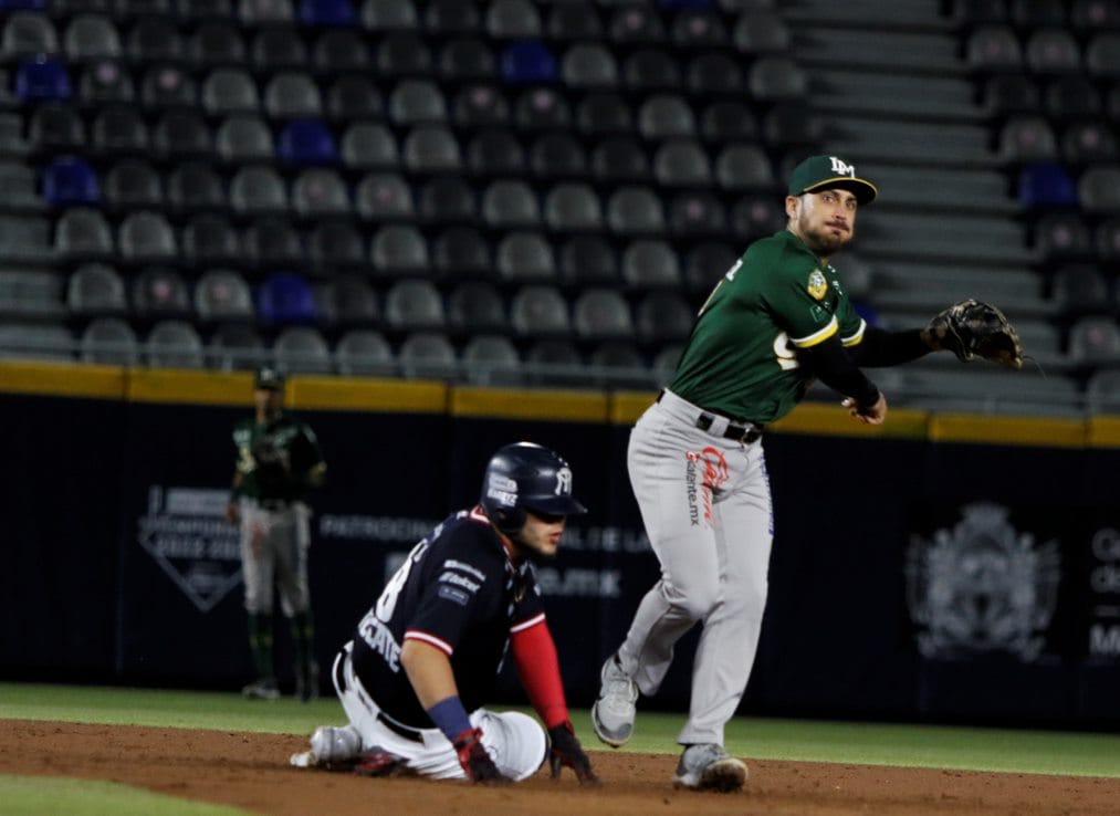 CAÑEROS SE LLEVA SERIE EN MONTERREY