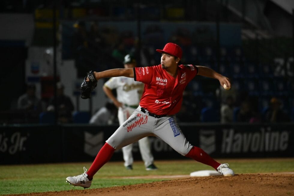 LUCE PITCHEO DE VENADOS PARA VENCER A CAÑEROS