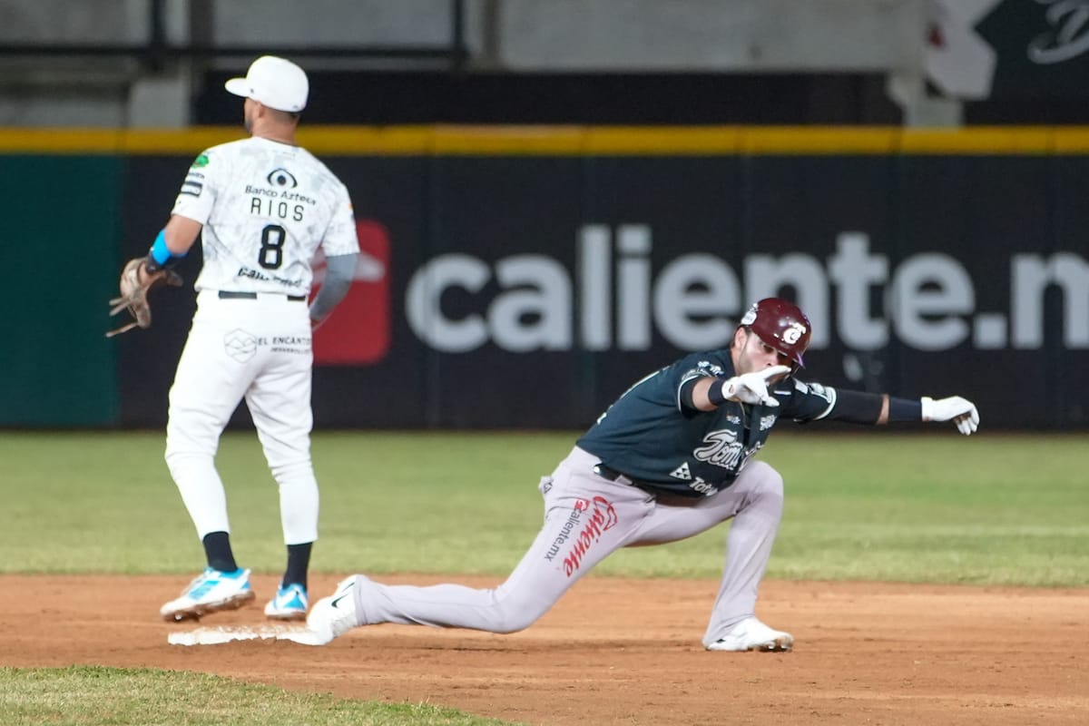 FRANCISCO LUGO SALE DE LA BANCA PARA CONDUCIR A TOMATEROS A LA VICTORIA