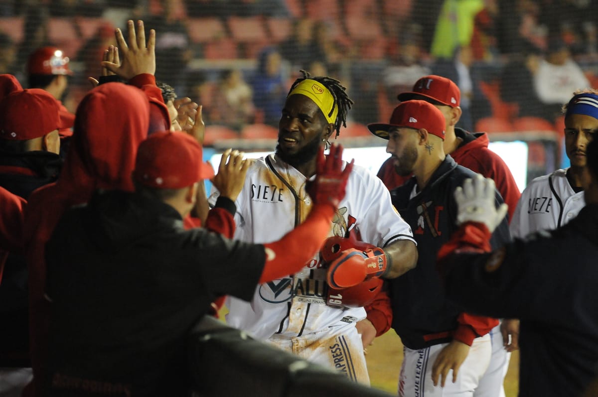 POR SEGUNDA NOCHE CONSECUTIVA, MAYOS VENCE A NARANJEROS Y ASEGURA LA SERIE