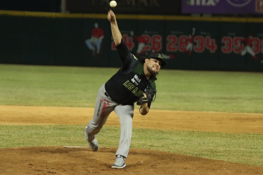 DAREL TORRES LANZA GRAN JUEGO CONTRA VENADOS Y CAÑEROS EMPATA SERIE