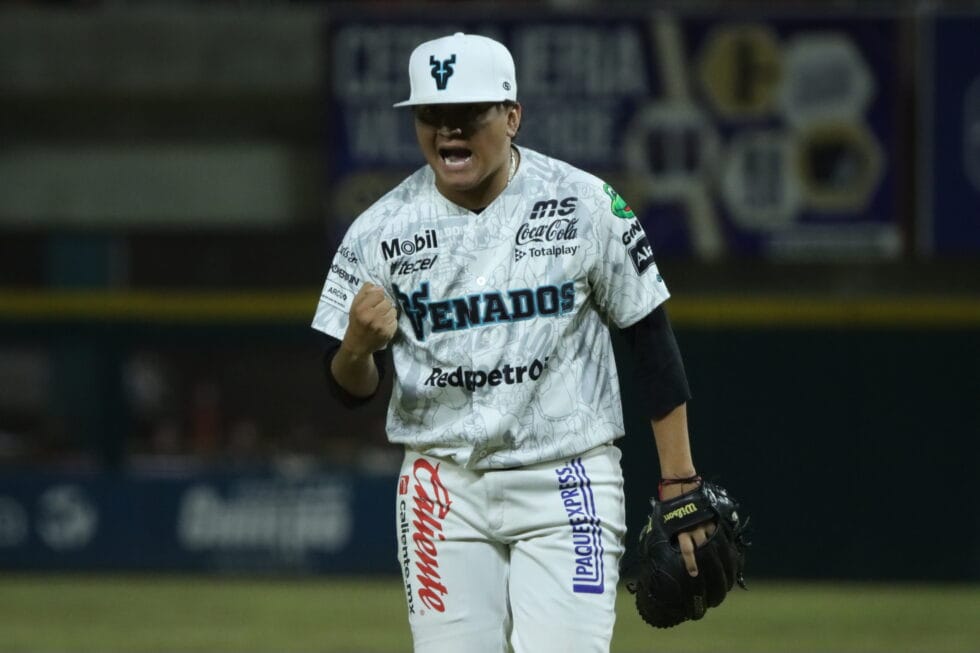 CON GRAN LABOR DE JUAN PABLO TÉLLEZ VENADOS GANA JUEGO Y SERIE A CAÑEROS