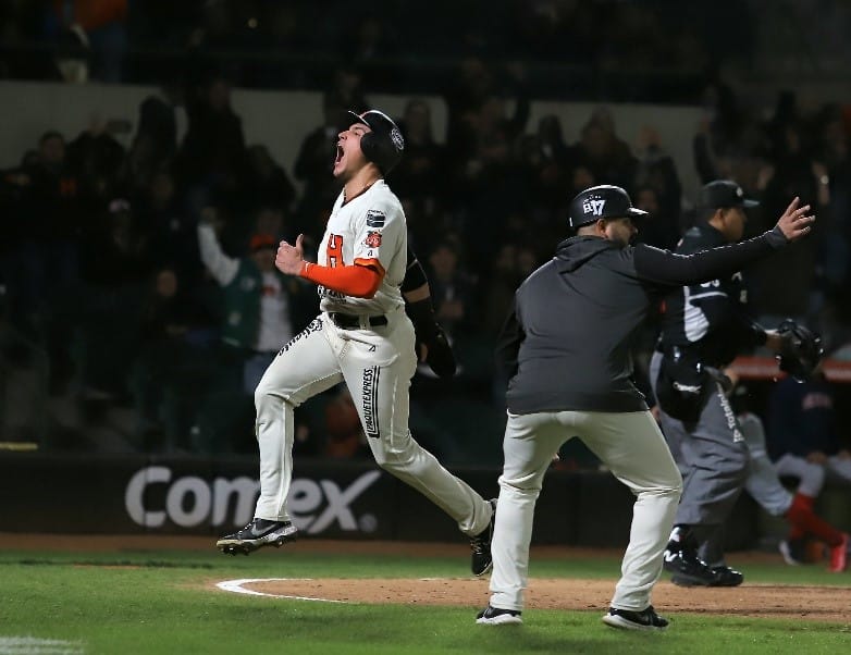 NARANJEROS LLEGÓ A 15 TRIUNFOS CONSECUTIVOS EN EL ESTADIO SONORA