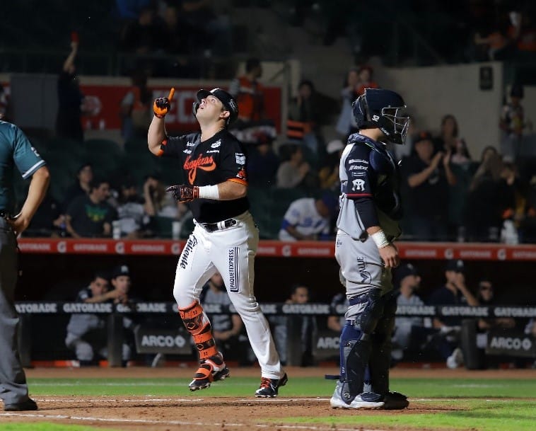 ROBERTO RAMOS MOSTRÓ SU PODER Y NARANJEROS SE LLEVÓ LA SERIE COMPLETA