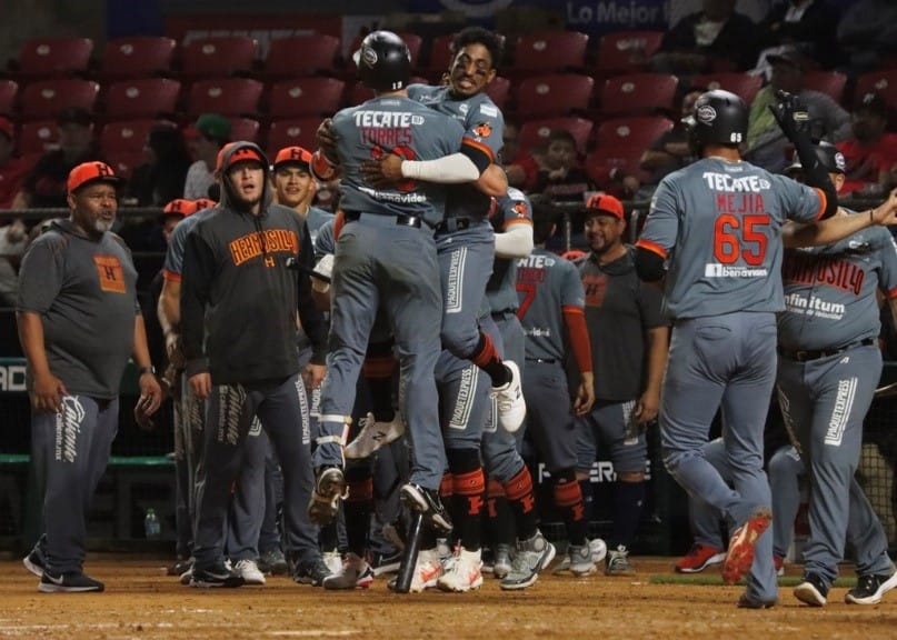 NICK TORRES DEVUELVE LA SERIE A HERMOSILLO CON VENTAJA PARA NARANJEROS