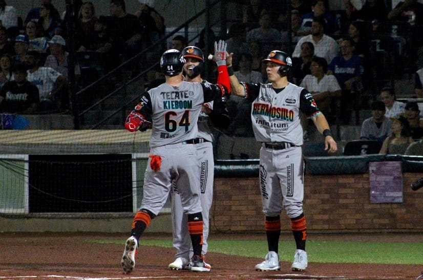 NARANJEROS SE IMPONE A YAQUIS EN LA ANTIGUA CAJEME