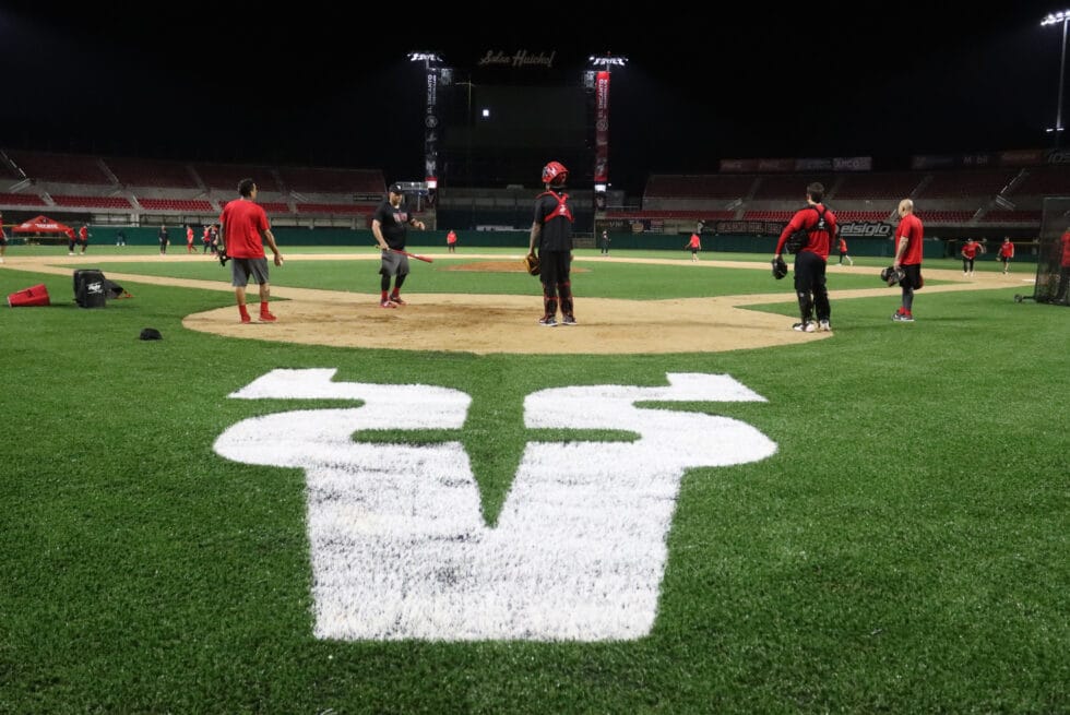 CON EQUIPO FORTALECIDO VENADOS DE MAZATLÁN ARRANCA ESTE VIERNES LA LUCHA POR SU TÍTULO 10 EN LA LAMP