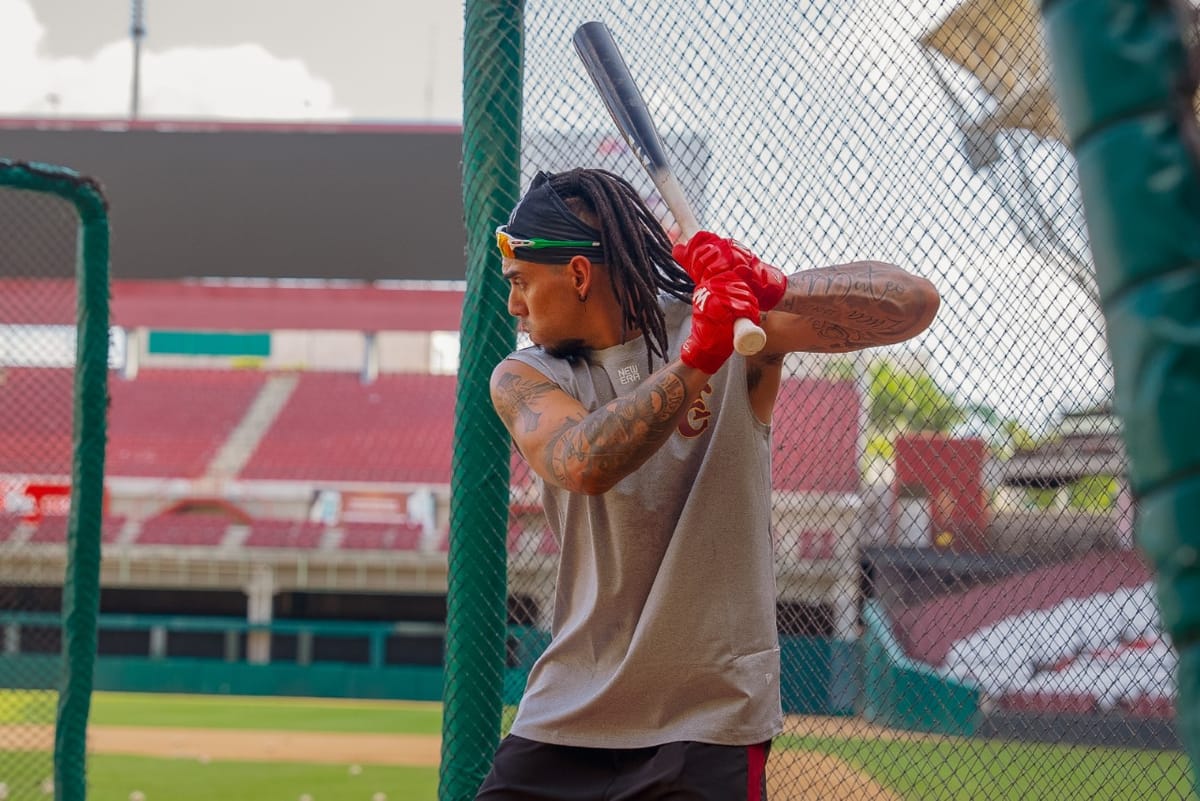 SEIS PELOTEROS ARRIBAN A LA PRETEMPORADA; ELIZALDE Y TRES EXTRANJEROS YA SE INTEGRAN