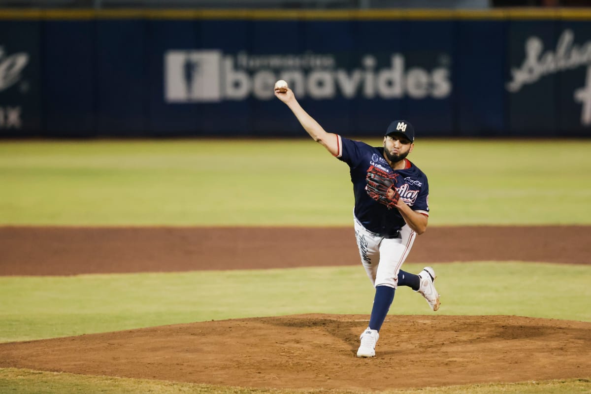 DAVID REYES LUCE IMPONENTE AL BLANQUEAR A CHARROS